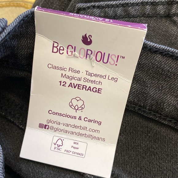 Gloria Vanderbilt woman’s Amanda classic high rise tapered jeans gray pants 12 - Picture 9 of 15